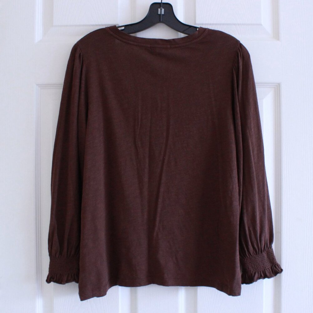 NWOT Sundry Princess Long Sleeve V Neck Ruched Cuffs Pima Cotton Tee Java Brown - Picture 6 of 10